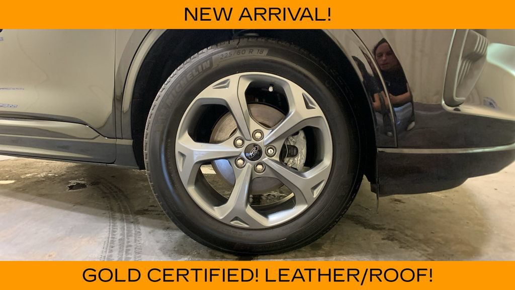 Certified 2024 Ford Escape ST-Line w/ Tech Pack #1 AWD/4WD image 9