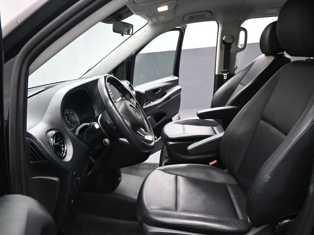 Used 2023 Mercedes-Benz Metris Passenger image 37