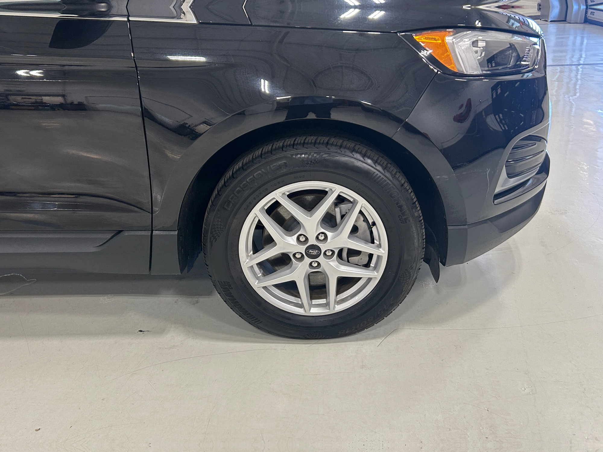 Certified 2024 Ford Edge SEL AWD/4WD image 10