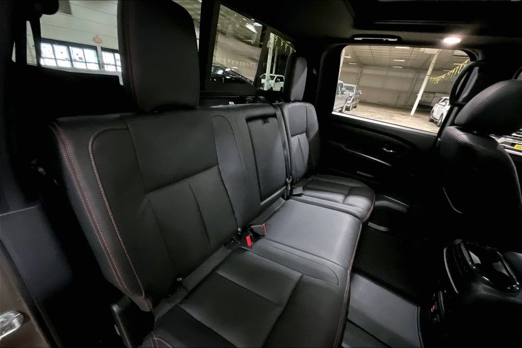 Used 2024 Nissan Titan PRO-4X w/ Pro-4x Convenience Package AWD/4WD image 26