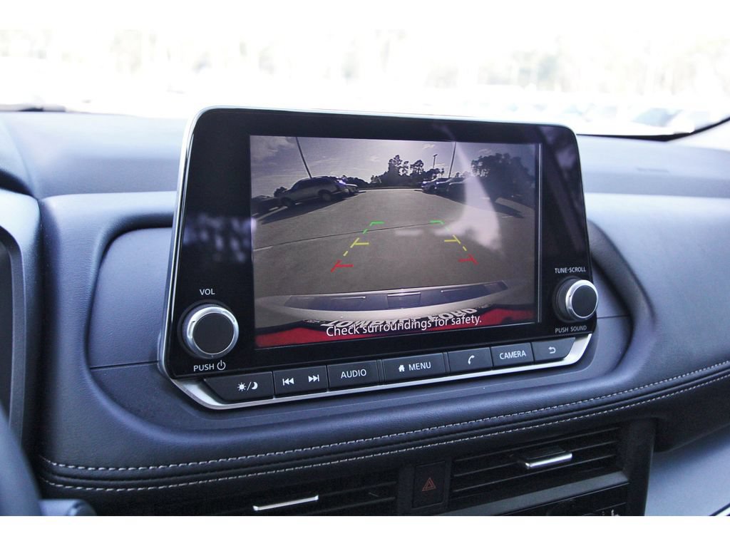 Used 2024 Nissan Rogue SV w/ SV Premium Package FWD image 23