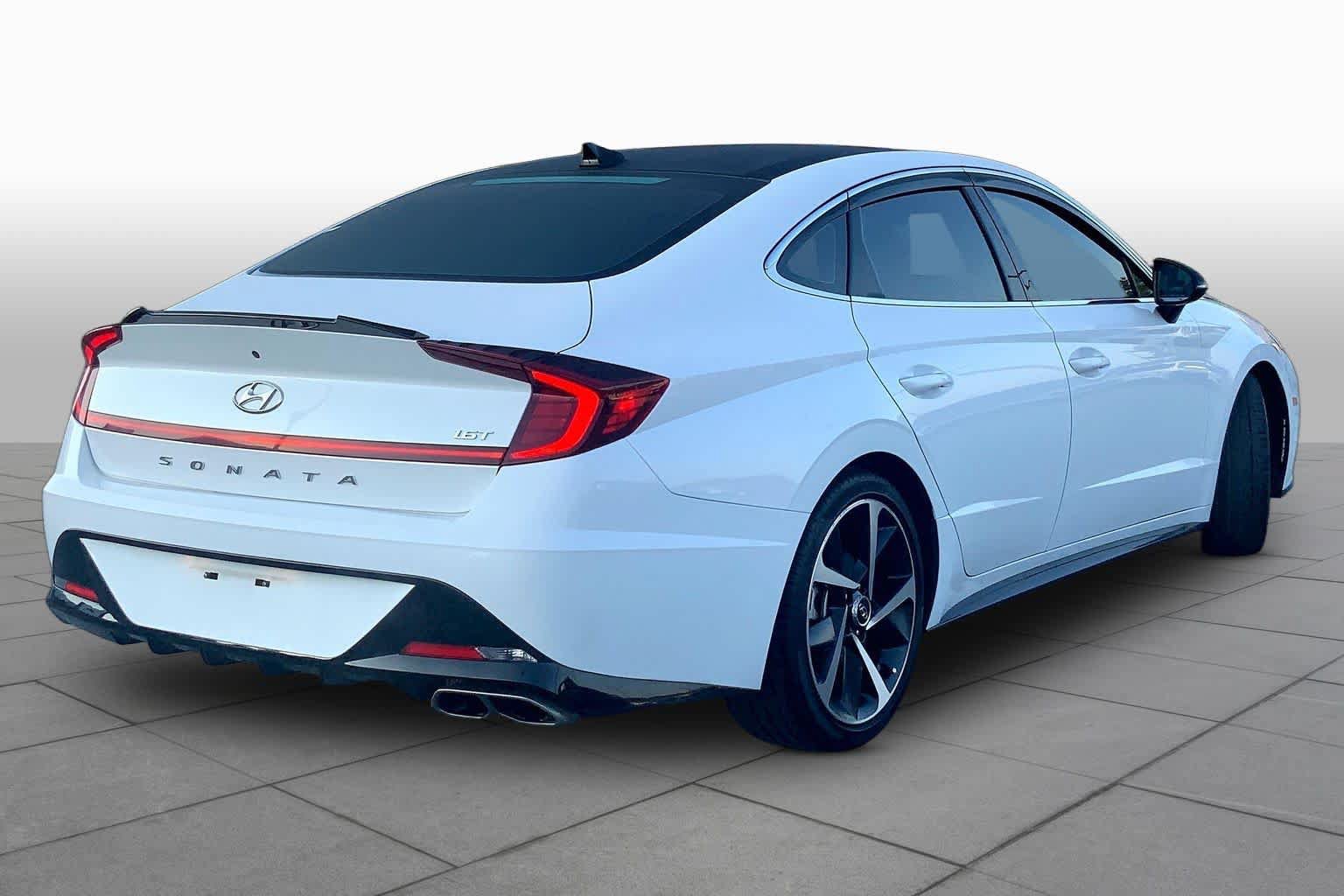 Used 2022 Hyundai Sonata SEL Plus w/ Cargo Package FWD image 12