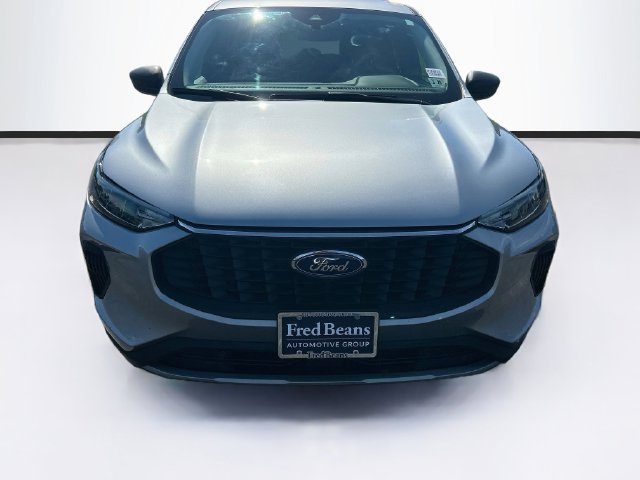 Certified 2023 Ford Escape Active AWD/4WD image 2