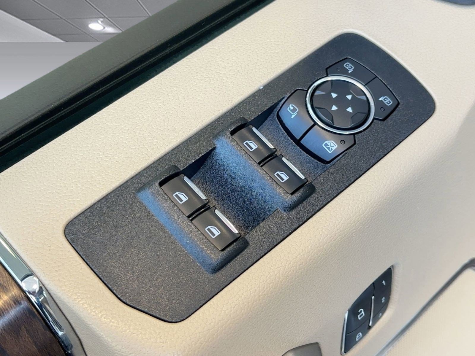 Certified 2019 Ford F150 Lariat w/ Equipment Group 501A Mid image 11