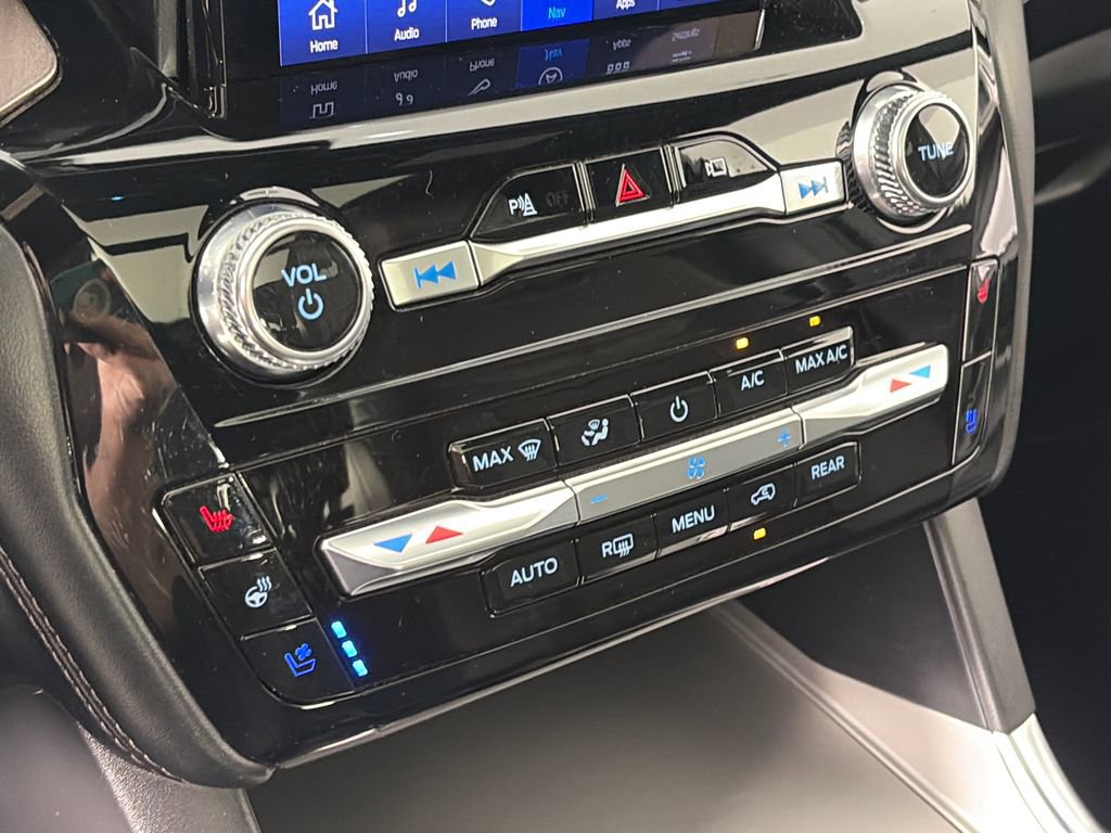 Certified 2023 Ford Explorer Platinum w/ Technology Package AWD/4WD image 21