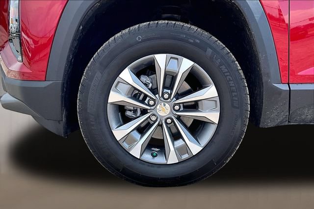 Used 2025 Chevrolet Equinox LT AWD/4WD image 8