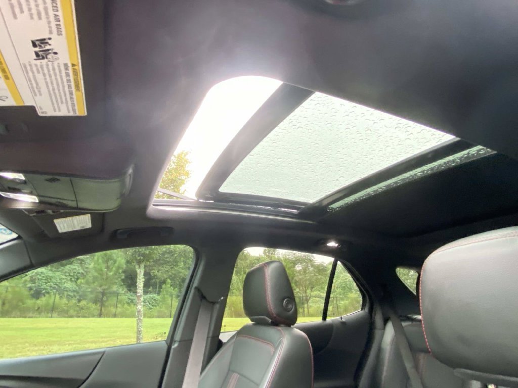 Used 2023 Chevrolet Equinox RS FWD image 23