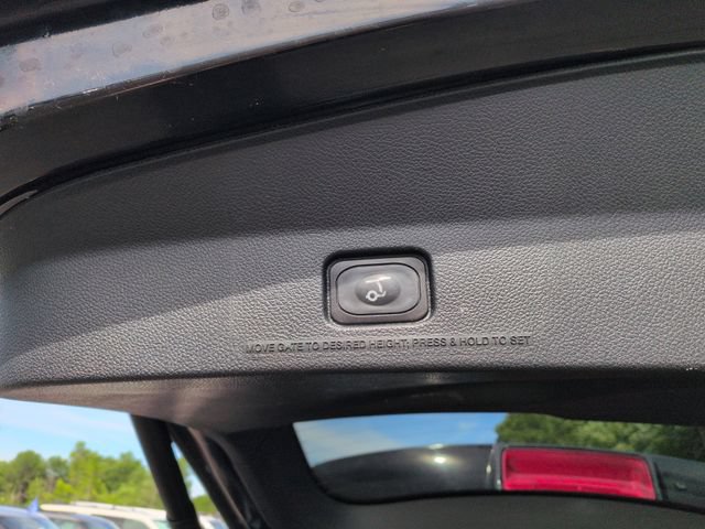 Certified 2019 Ford Explorer XLT w/ Equipment Group 201A AWD/4WD image 20