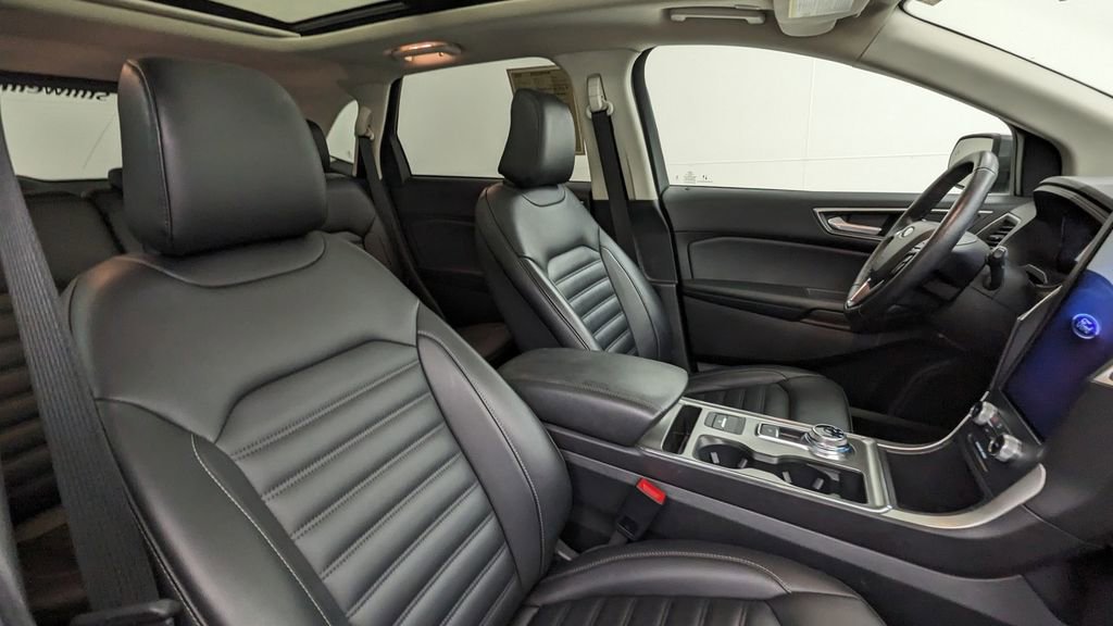 Certified 2022 Ford Edge SEL w/ Convenience Package AWD/4WD image 36