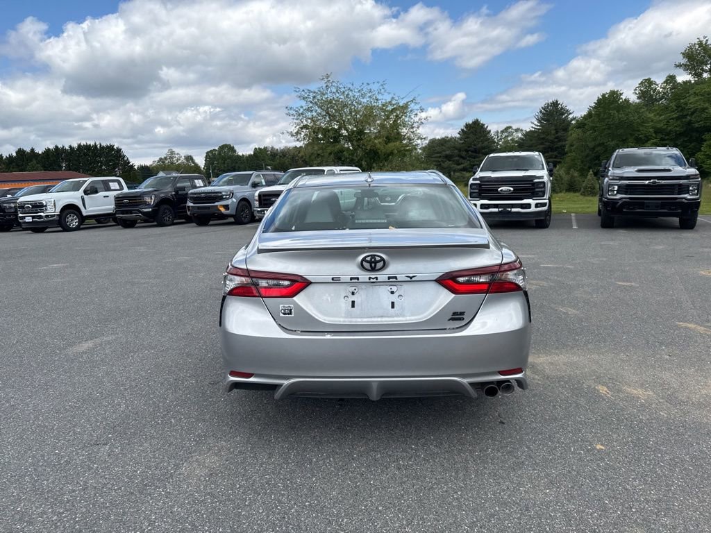 Used 2024 Toyota Camry SE AWD/4WD image 5