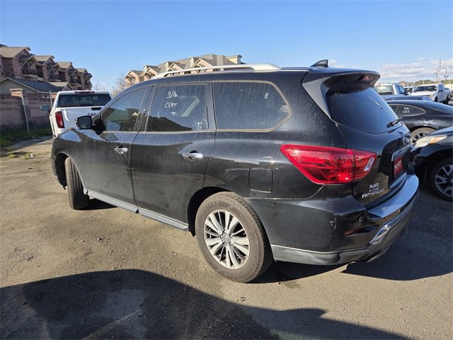 Used 2019 Nissan Pathfinder SL image 3