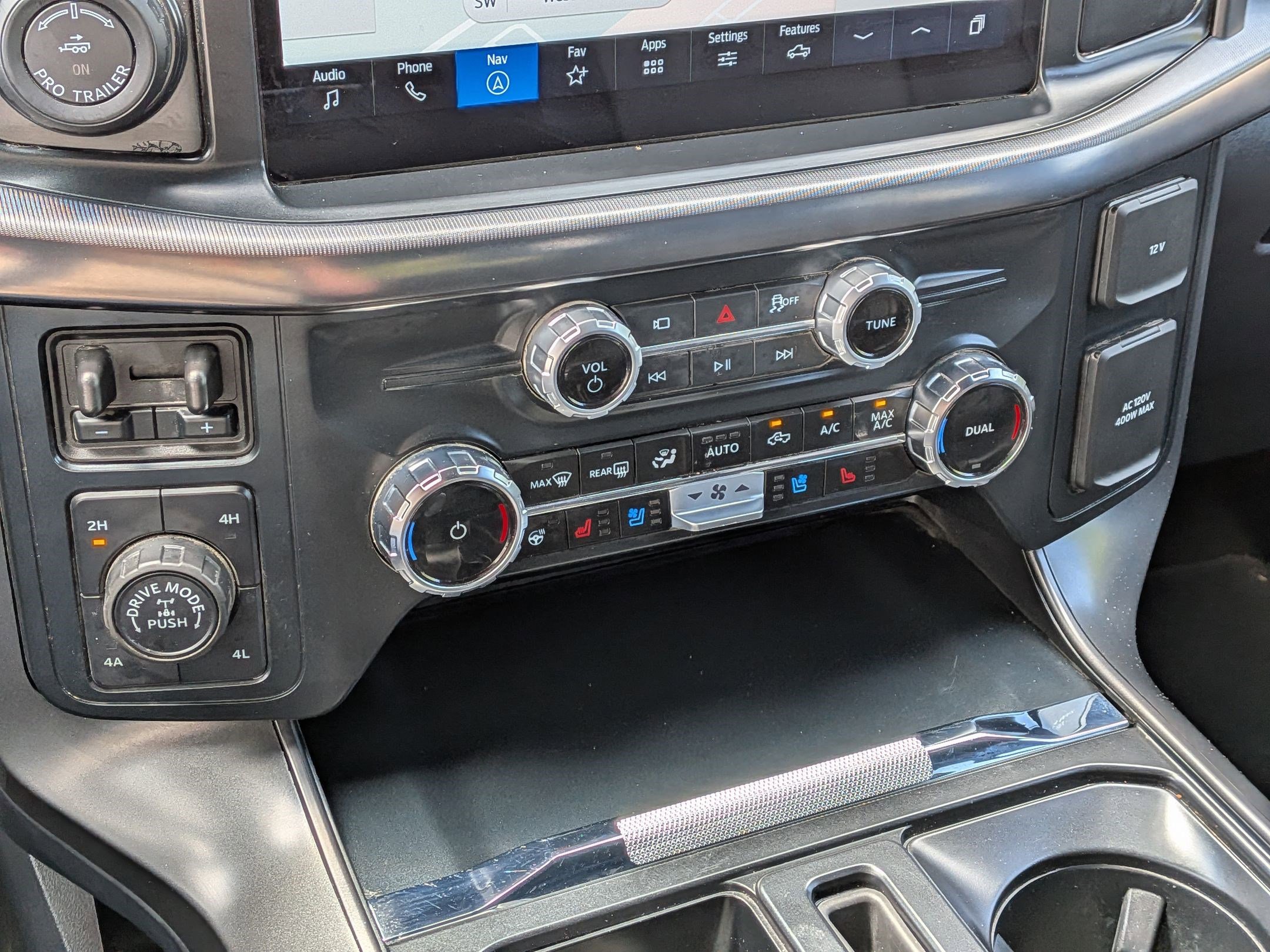 Certified 2025 Ford F150 Lariat AWD/4WD image 24