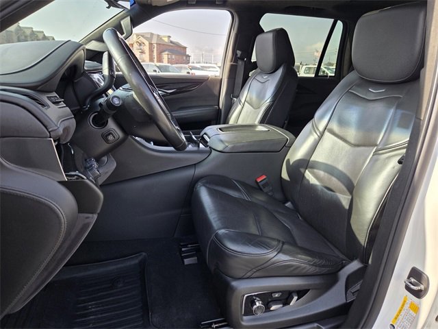 Used 2019 Cadillac Escalade Platinum image 9