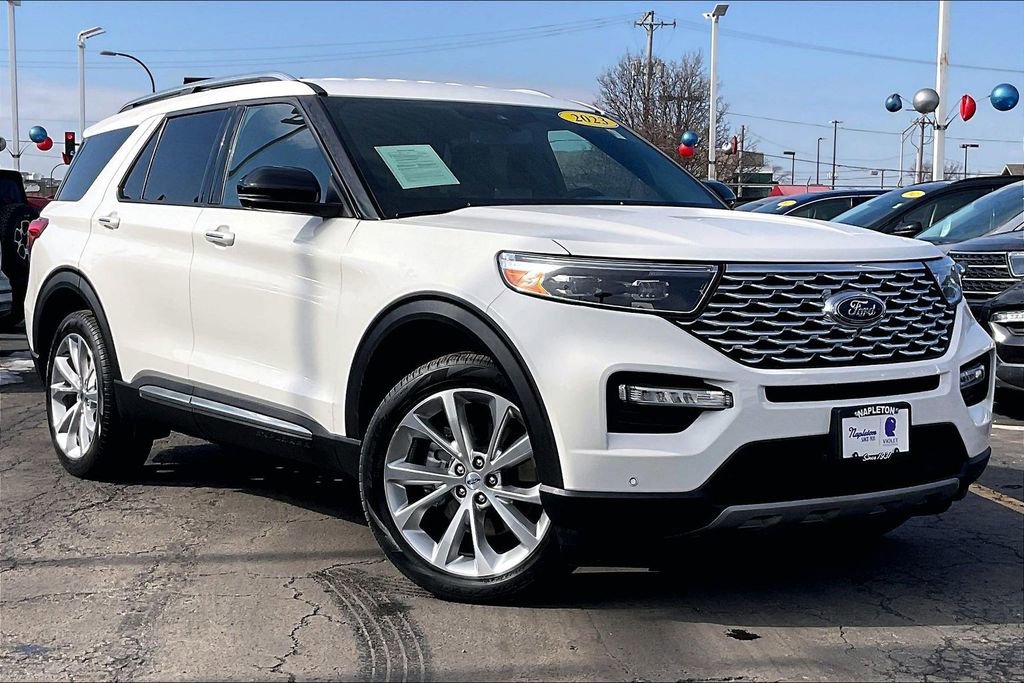 Certified 2023 Ford Explorer Platinum w/ Technology Package image 31