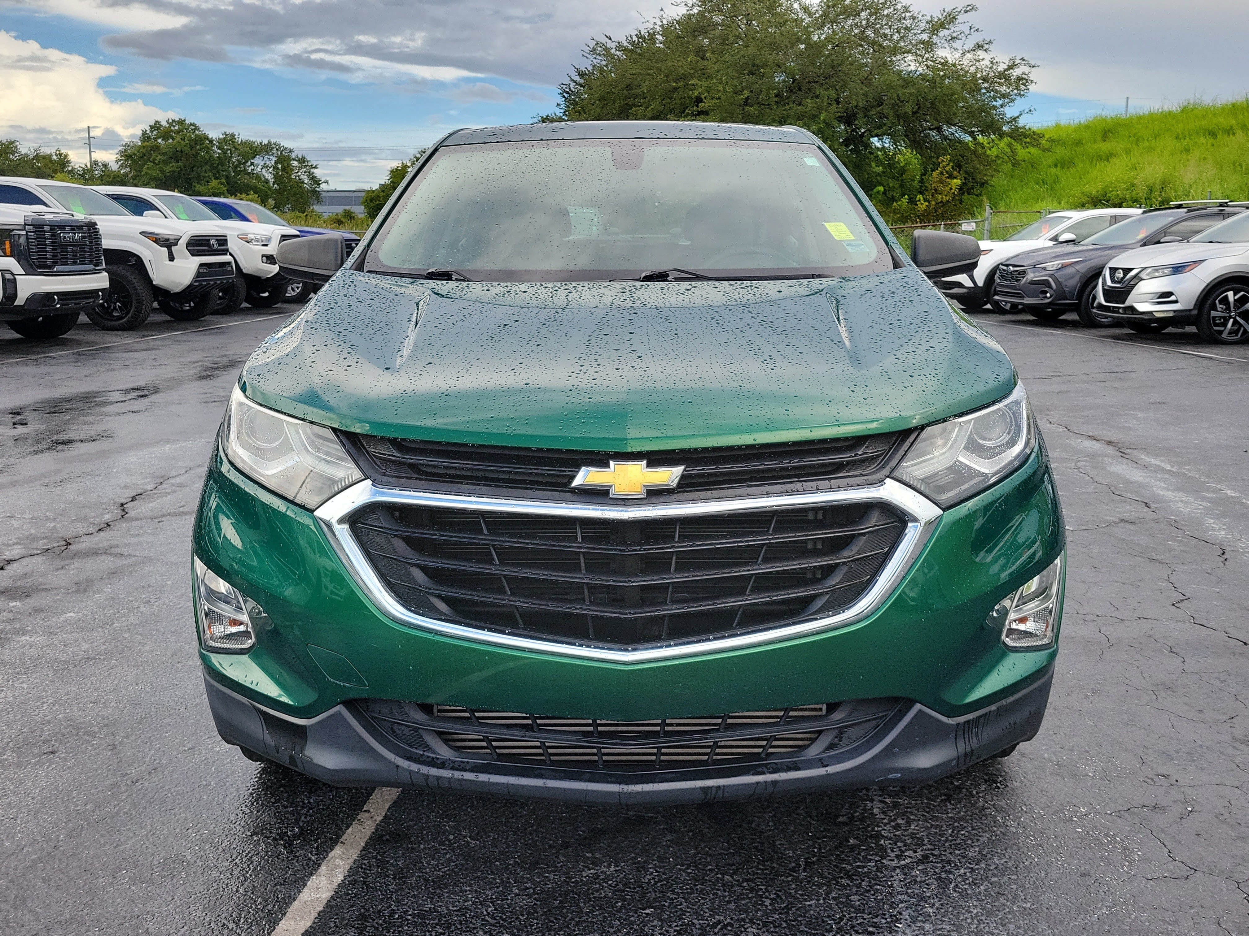Used 2019 Chevrolet Equinox LS FWD image 2