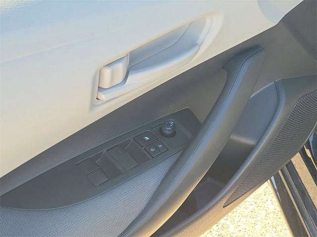 Used 2025 Toyota Corolla LE image 22