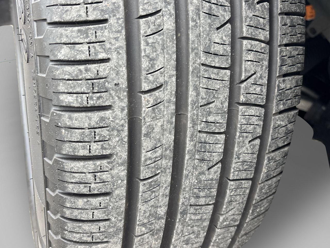 Certified 2024 Ford Edge ST-Line image 34