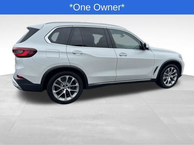 Used 2022 BMW X5 xDrive40i w/ Premium Package AWD/4WD image 3