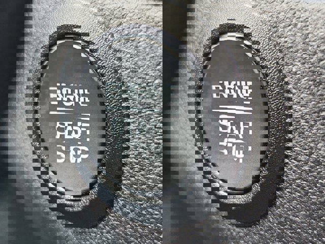 Certified 2025 Ford Escape ST-Line image 20