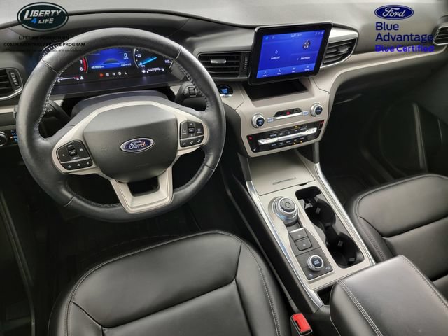 Certified 2022 Ford Explorer XLT w/ Equipment Group 202A AWD/4WD image 35