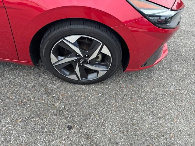 Used 2023 Hyundai Elantra Limited FWD image 57