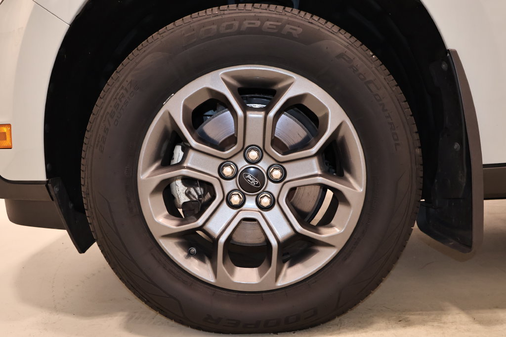 Certified 2022 Ford Maverick XLT w/ XLT Luxury Package FWD image 39