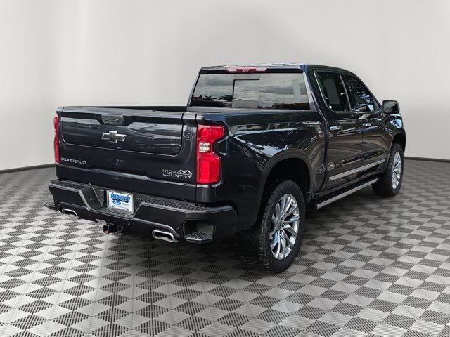 Used 2024 Chevrolet Silverado 1500 High Country w/ Technology Package AWD/4WD image 6