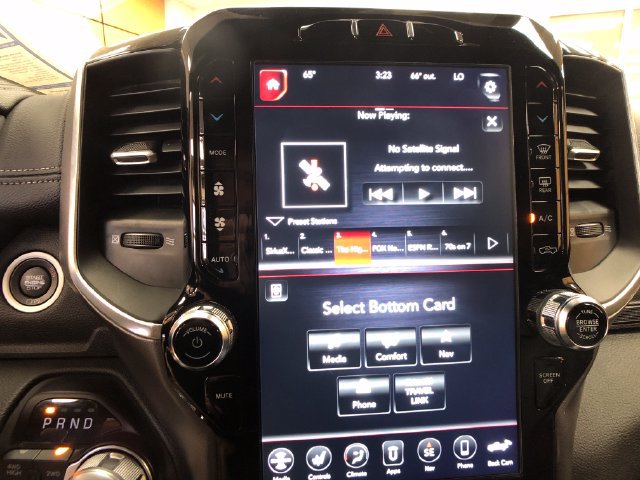 Used 2020 RAM 2500 Laramie w/ Night Edition AWD/4WD image 15
