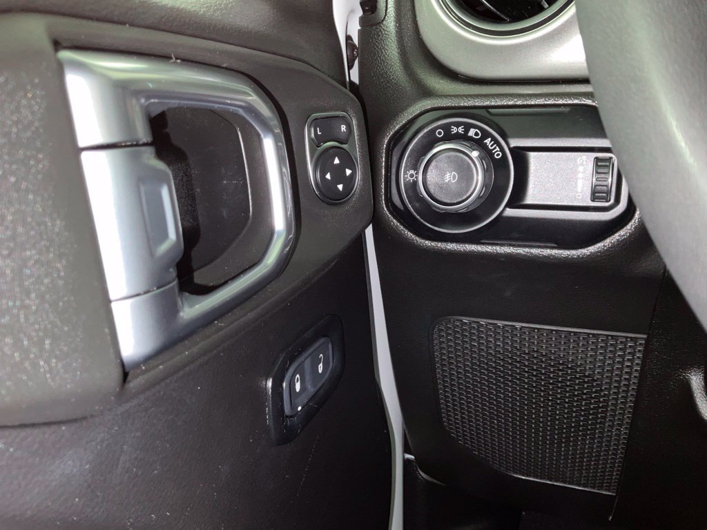 Used 2023 Jeep Wrangler Unlimited Sport AWD/4WD image 20