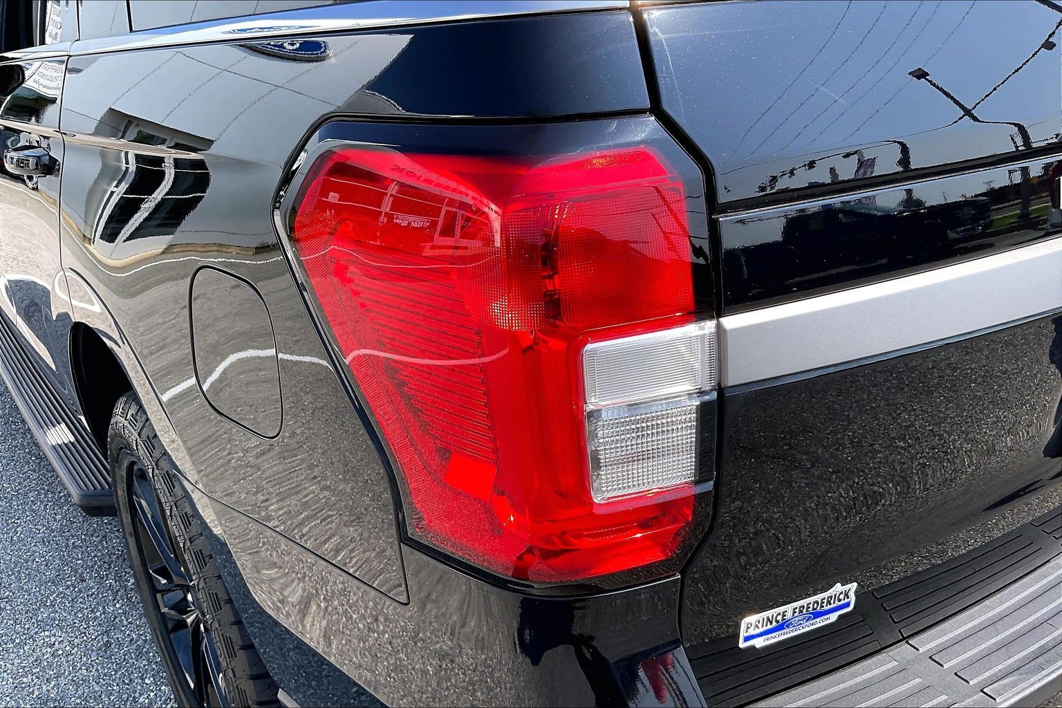 Certified 2024 Ford Expedition XLT AWD/4WD image 28