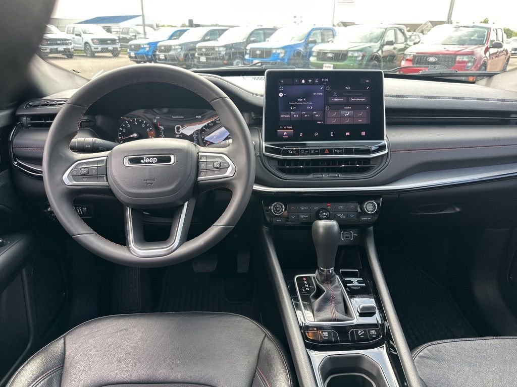 Used 2024 Jeep Compass Trailhawk image 19