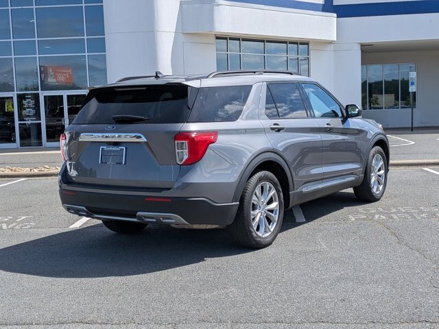 Certified 2023 Ford Explorer XLT w/ Equipment Group 202A RWD image 4