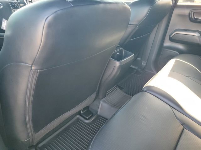 Used 2023 Toyota Tacoma TRD Off-Road w/ TRD Premium Off Road Package image 12