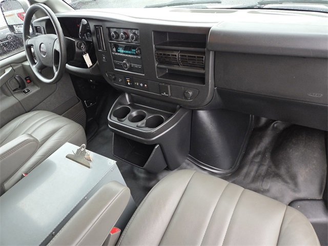 Used 2019 GMC Savana 2500 w/ Driver Convenience Package image 26