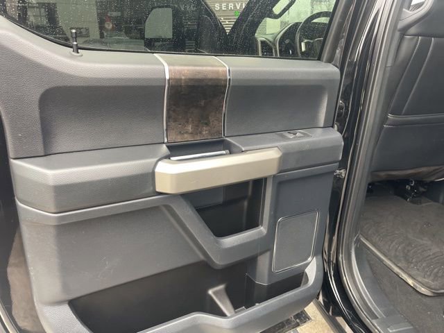 Certified 2022 Ford F250 Lariat w/ Lariat Value Package image 18