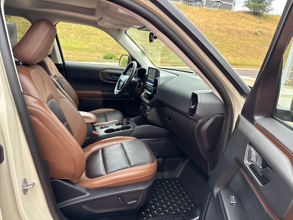 Certified 2024 Ford Bronco Sport Badlands w/ Premium Package AWD/4WD image 31