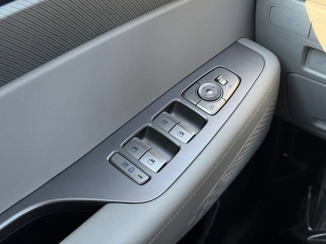 Used 2025 Hyundai Palisade SEL AWD/4WD image 35