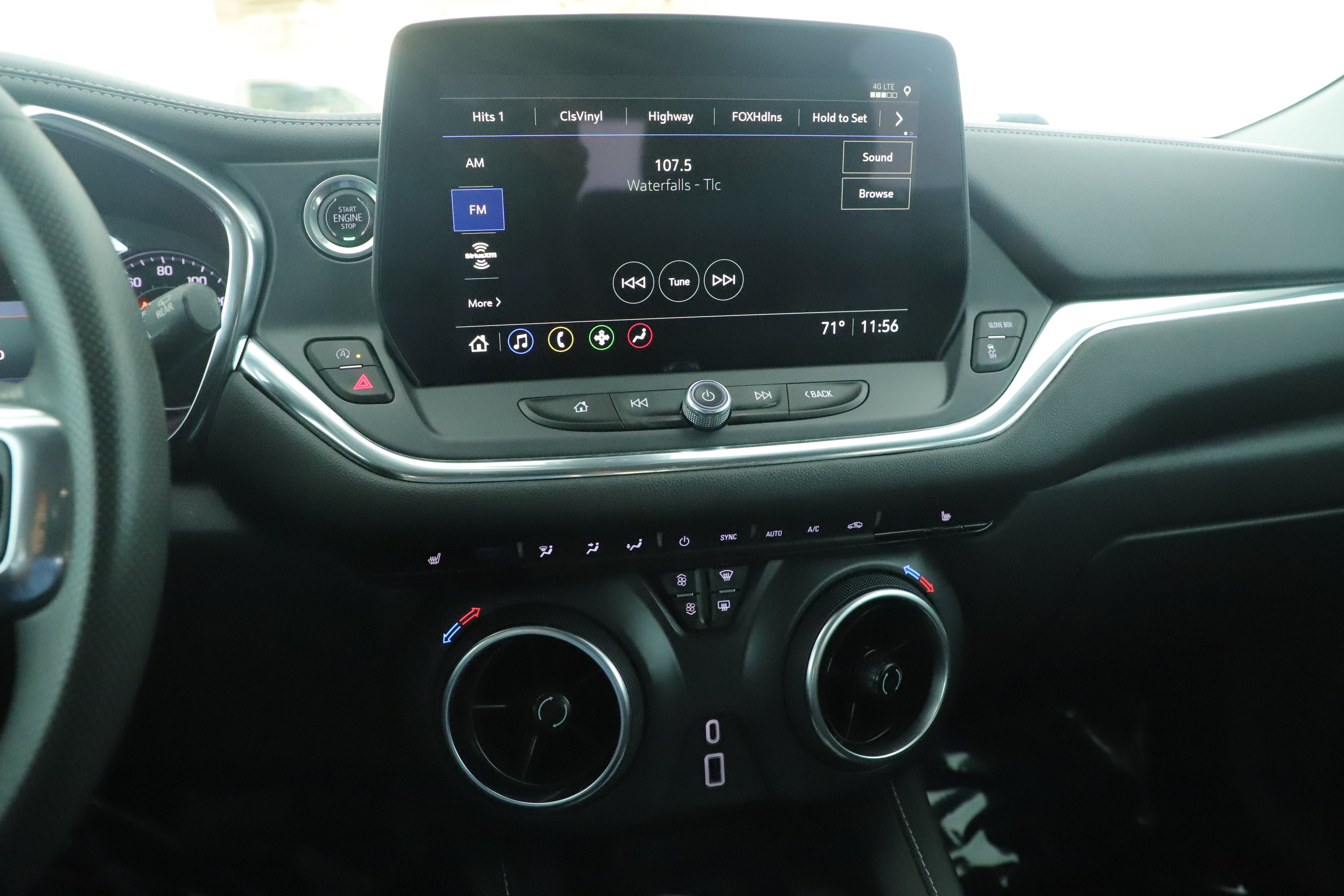 Used 2023 Chevrolet Blazer LT w/ Convenience Package FWD image 19