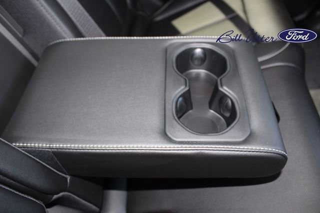 Used 2023 Jeep Grand Cherokee Limited w/ Black Appearance Package RWD image 14