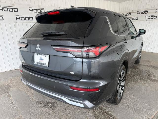 Used 2025 Mitsubishi Outlander SE FWD image 19