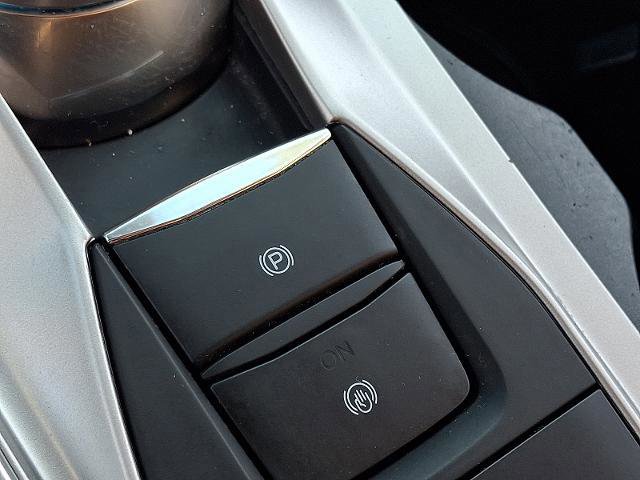 Certified 2020 Ford Explorer XLT w/ Equipment Group 202A image 22