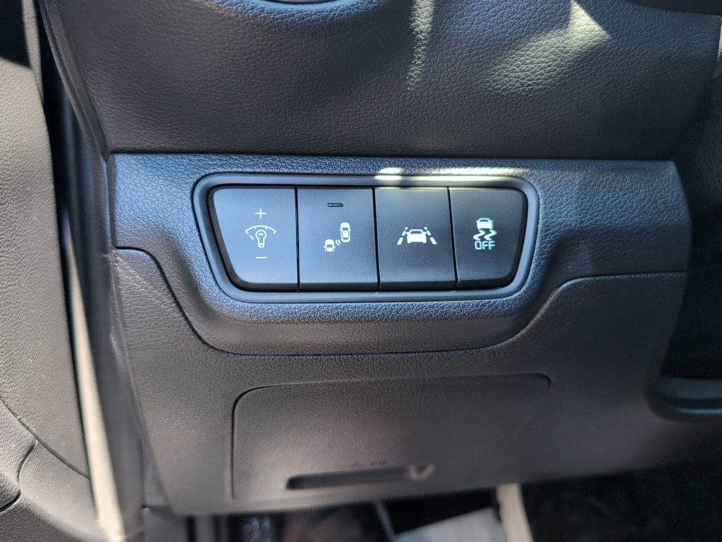 Used 2021 Kia Forte EX image 23