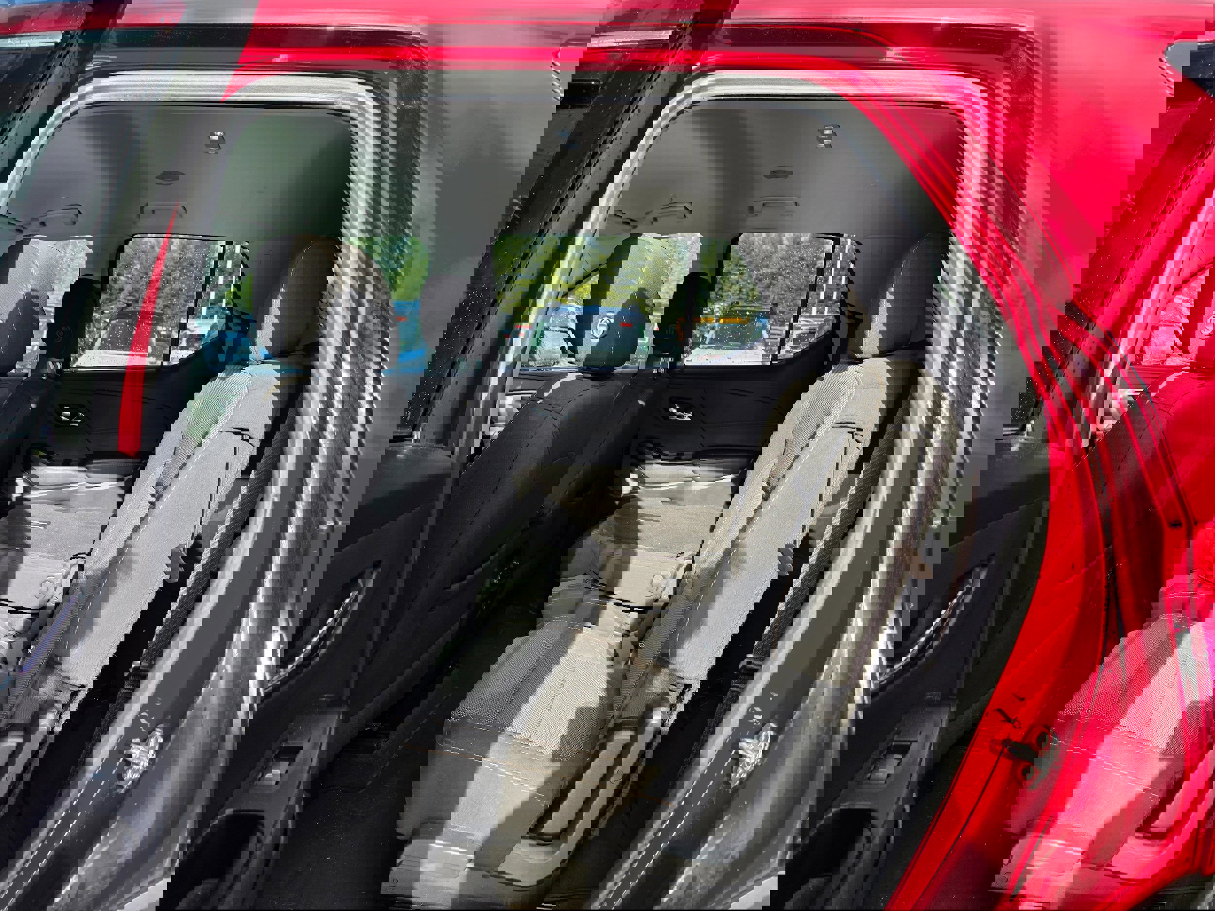 Used 2020 Chevrolet Traverse LT image 9