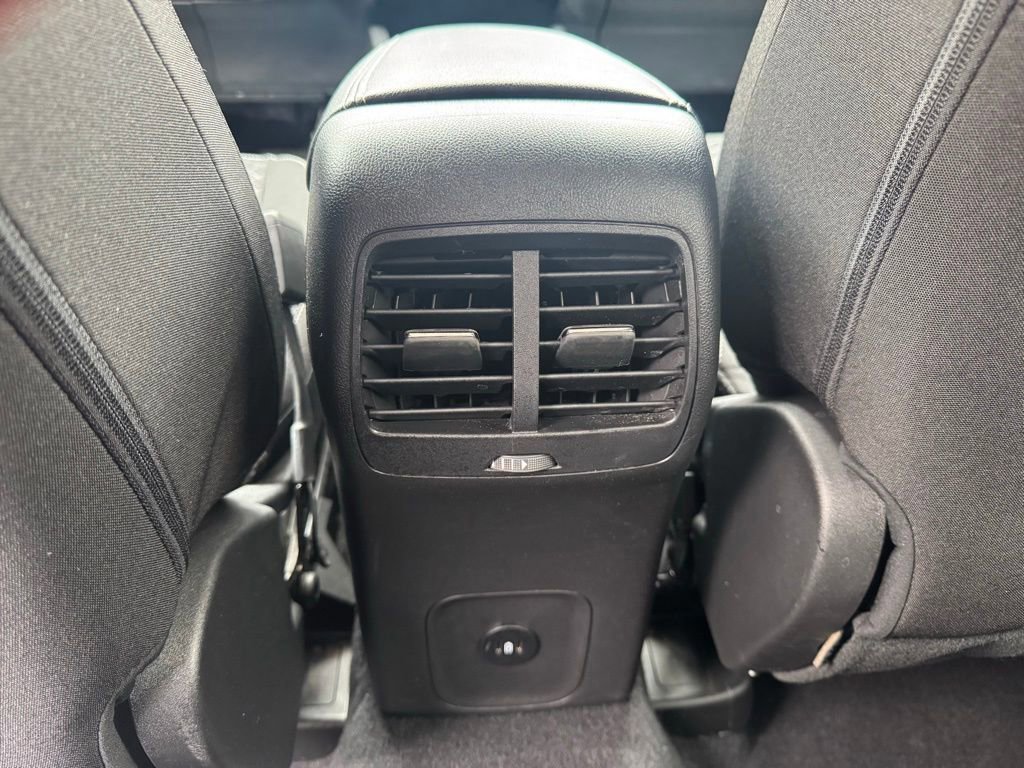 Certified 2023 Ford Escape Active AWD/4WD image 14