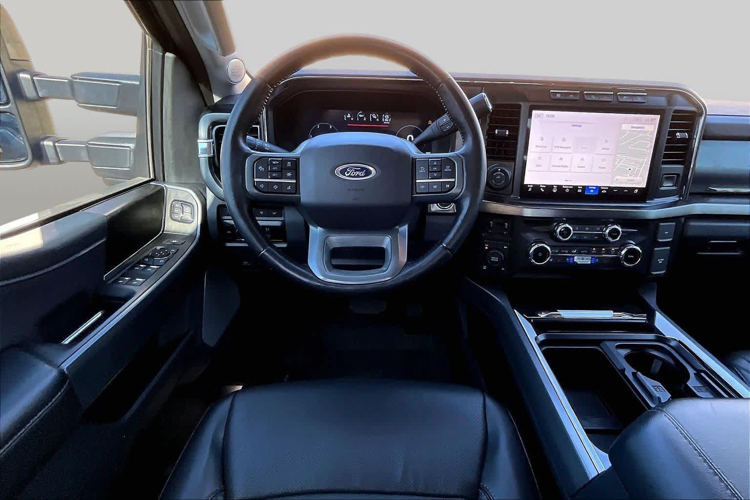 Certified 2024 Ford F250 Lariat w/ Lariat Ultimate Package AWD/4WD image 8
