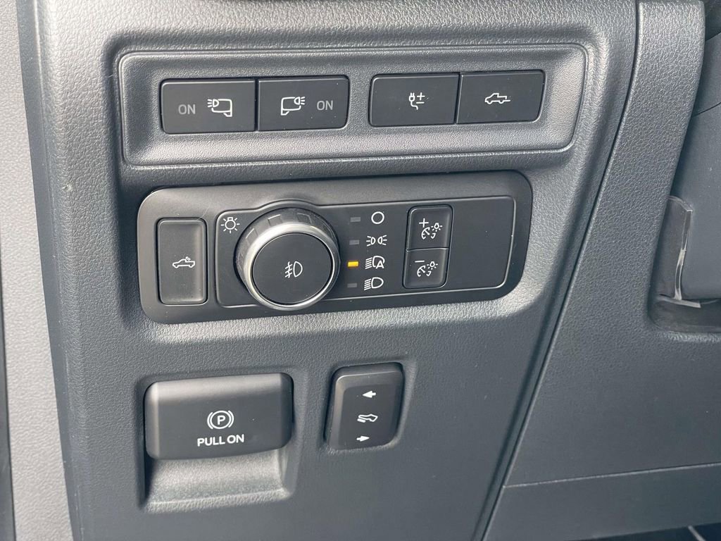 Certified 2022 Ford F150 Raptor w/ Equipment Group 801A High image 12