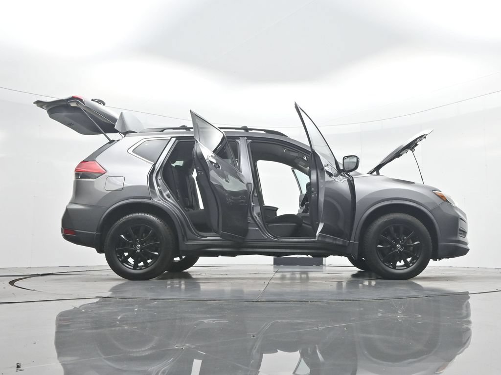 Used 2017 Nissan Rogue SV w/ Midnight Edition Package AWD/4WD image 52