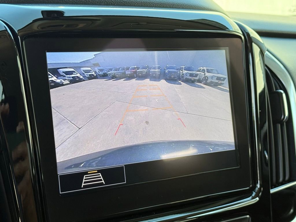 Used 2020 Chevrolet Traverse LT image 10