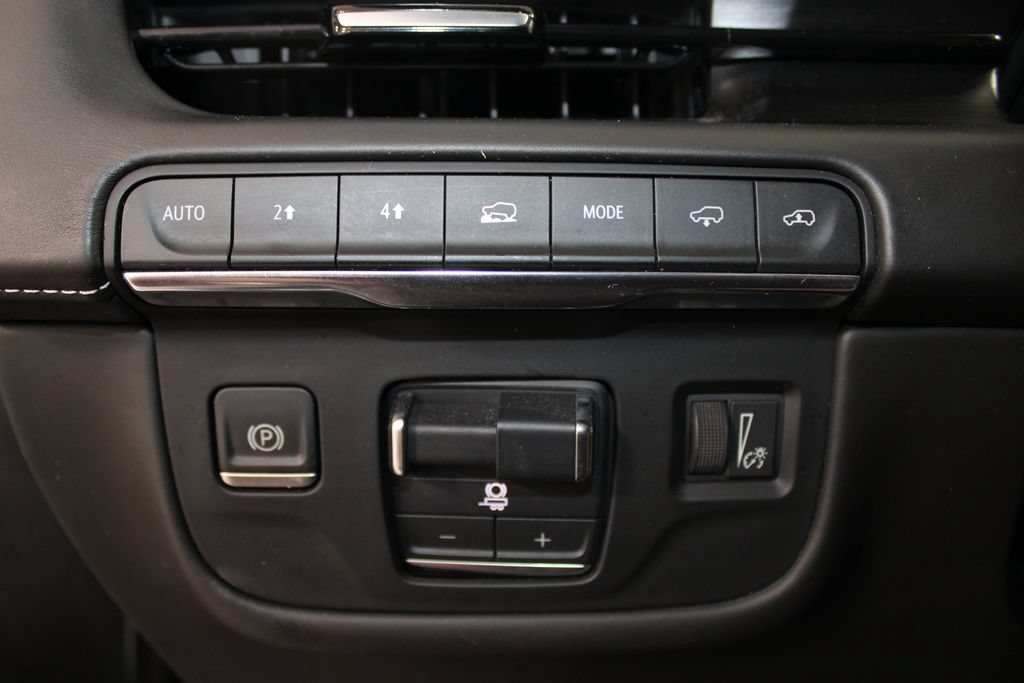 Used 2021 Cadillac Escalade ESV Sport Platinum AWD/4WD image 46