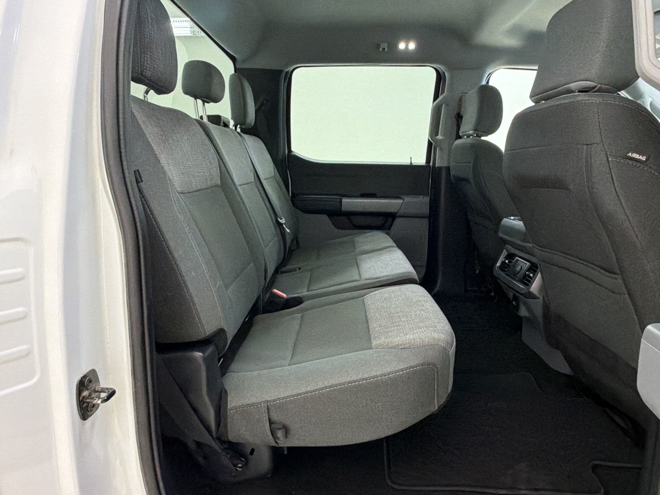 Certified 2025 Ford F250 XLT w/ FX4 Off-Road Package AWD/4WD image 29